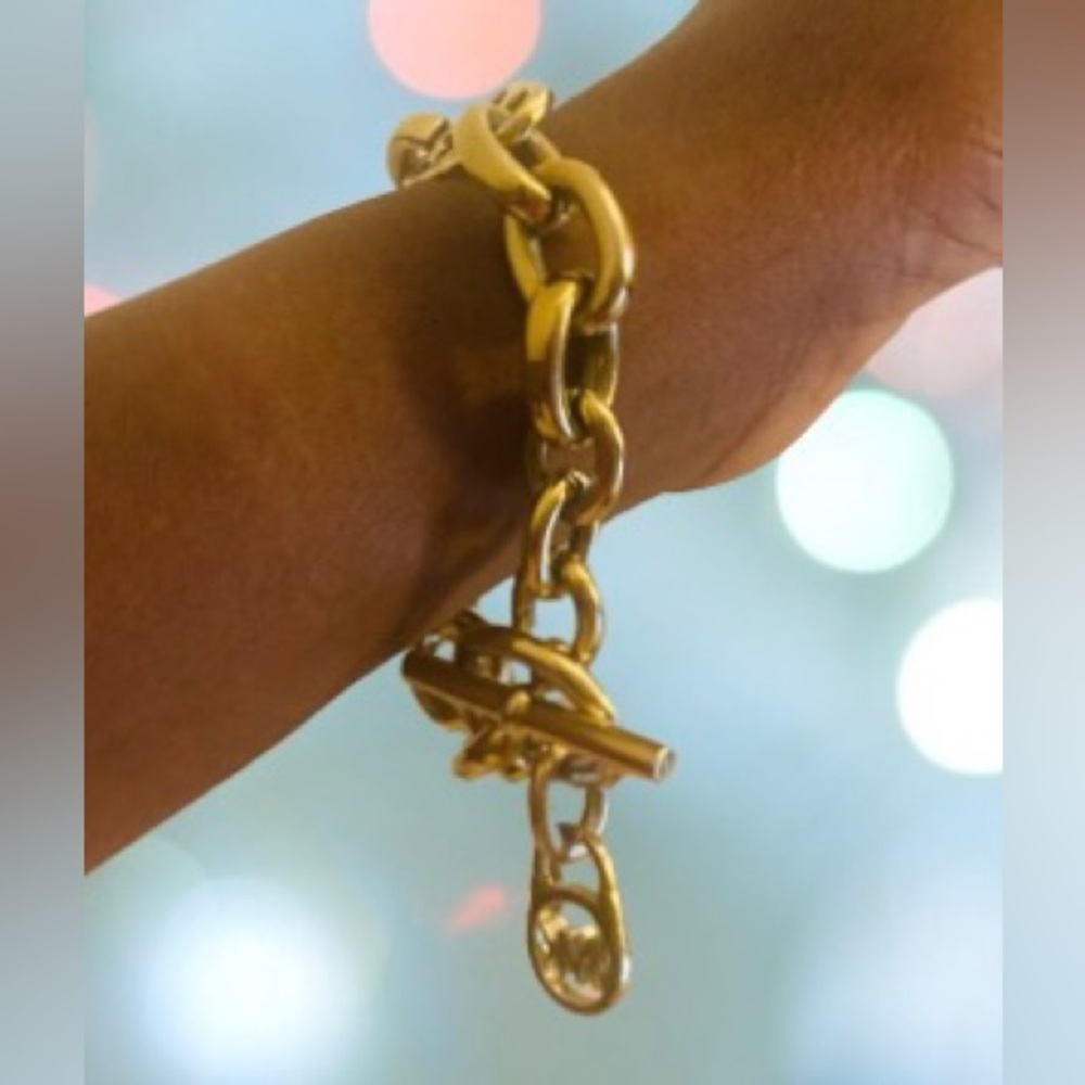 Michael Kors chain logo toggle bracelet